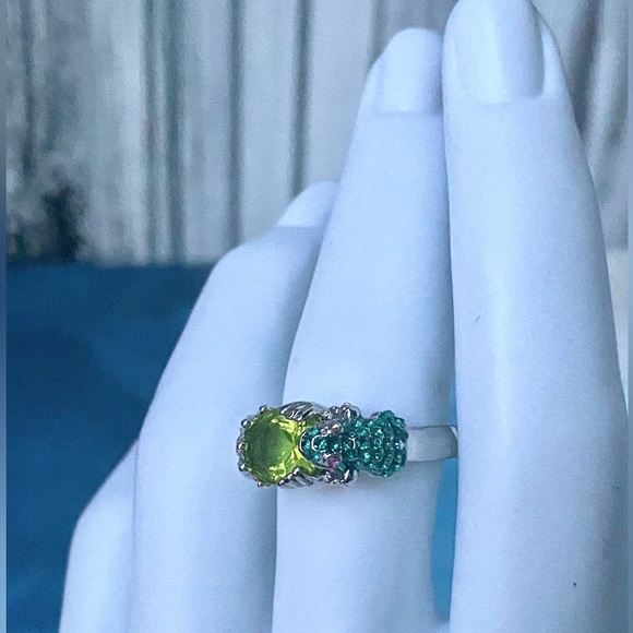 Jewelry - Vintage Green Cubic Zirconia Frog Ring Size 9.75